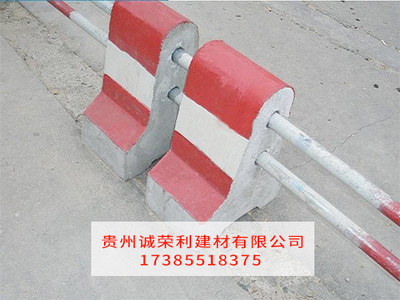 隔离墩工程案例展示